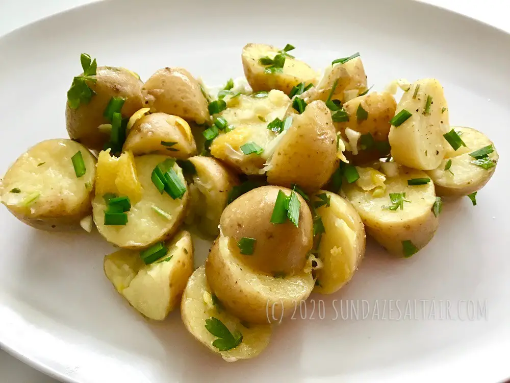 Grow Potatoes In A Bag Easily In Small Spaces - harvest your own fresh potato crop to make delicious summer potatoes